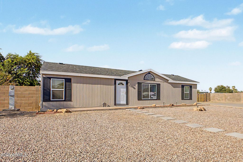 828 E Quentin Lane, San Tan Valley, AZ 85140 — photo 4