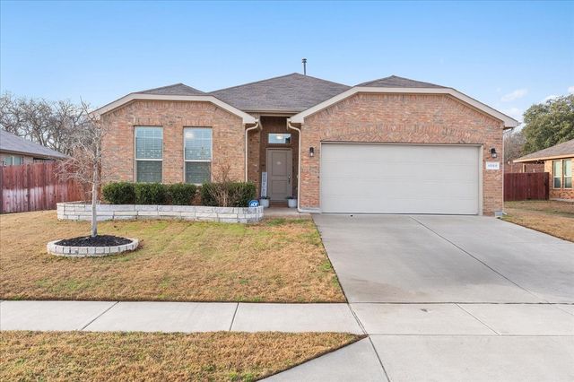 1080 Mooring Drive, Azle, TX 76020