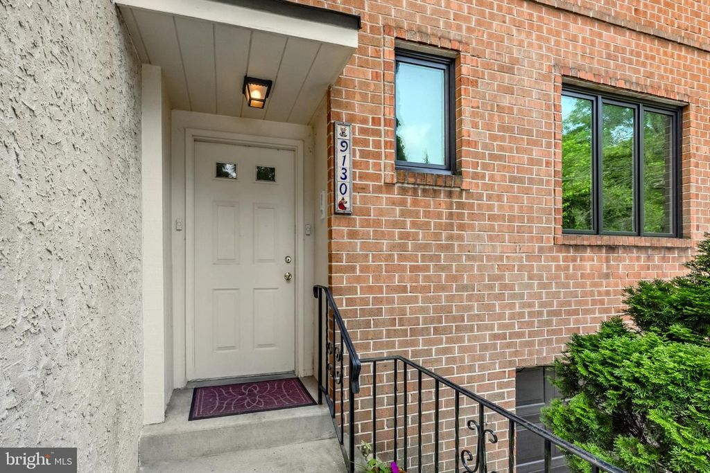 9130 AYRDALECRESCENT ST, Philadelphia, PA 19128