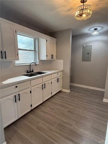 803 W Dove Avenue, Pharr, TX 78577