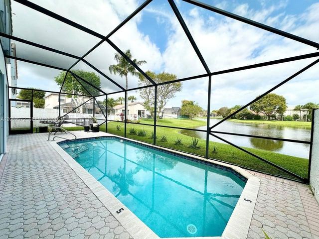 7647 Rockport Circle, Lake Worth, FL 33467