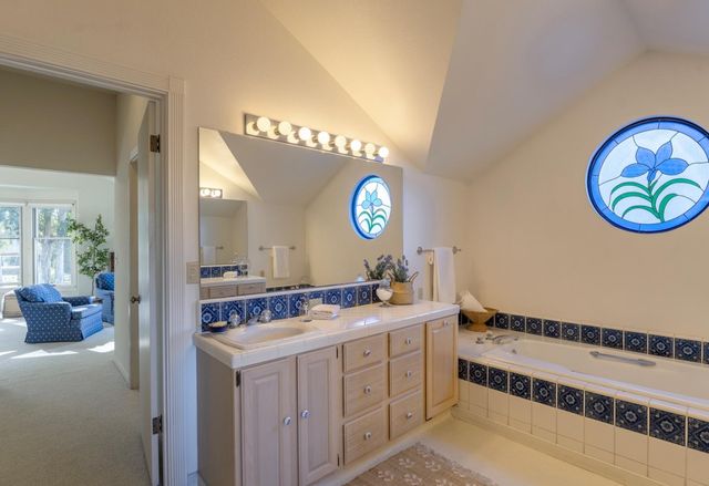 111 12th Street, Pacific Grove, CA 93950
