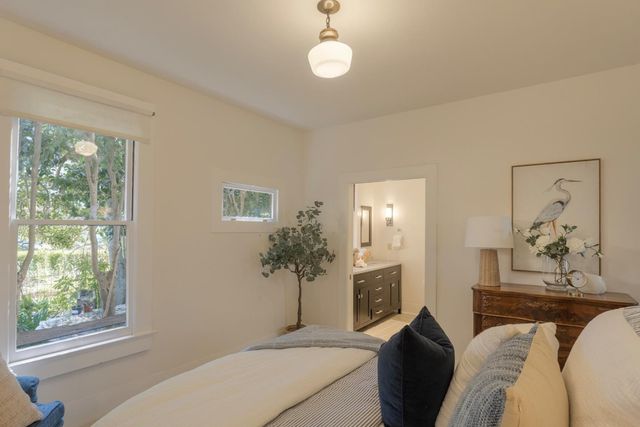 111 12th Street, Pacific Grove, CA 93950