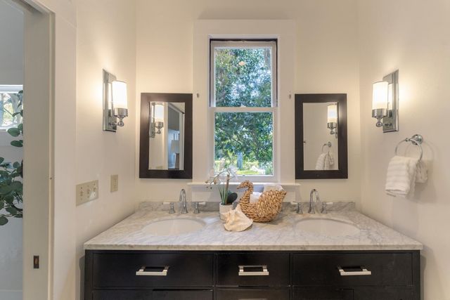 111 12th Street, Pacific Grove, CA 93950