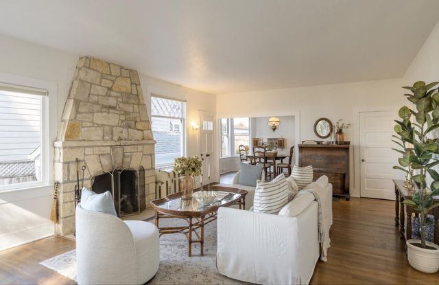 111 12th Street, Pacific Grove, CA 93950