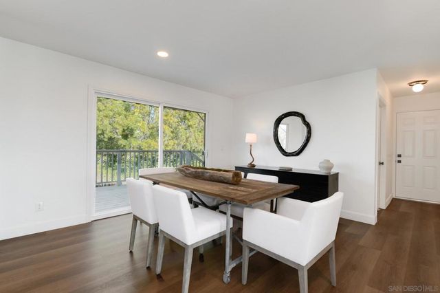 2904 Levante St, Carlsbad, CA 92009