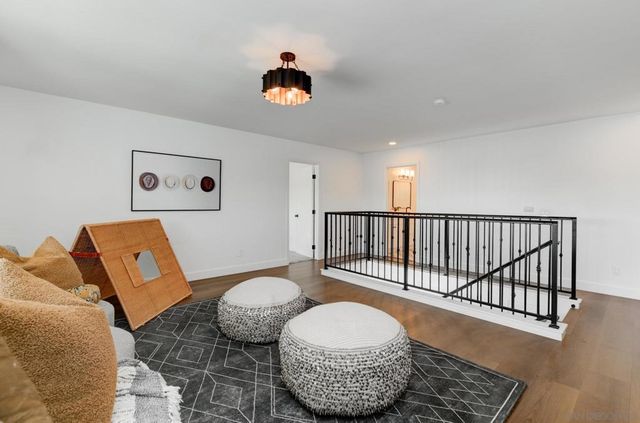 2904 Levante St, Carlsbad, CA 92009