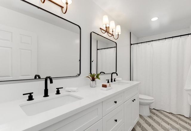 2904 Levante St, Carlsbad, CA 92009