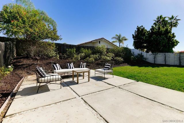 2904 Levante St, Carlsbad, CA 92009