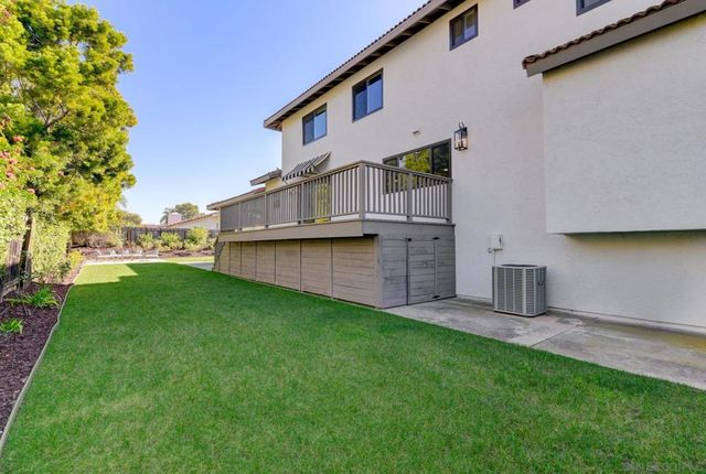 2904 Levante St, Carlsbad, CA 92009