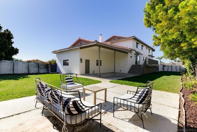 2904 Levante St, Carlsbad, CA 92009