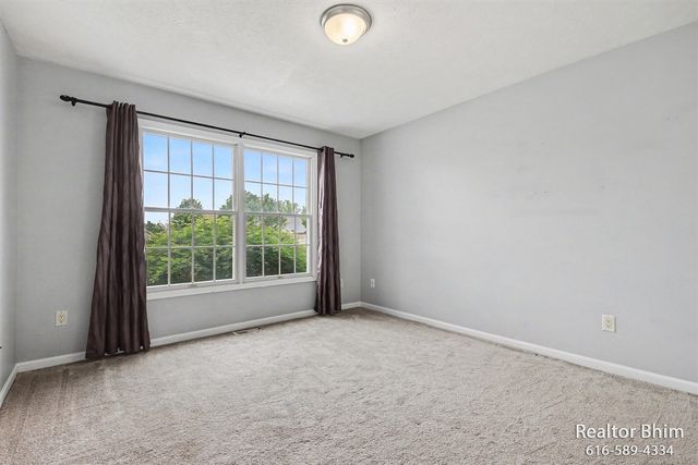 6712 Hartman Drive, Caledonia, MI 49316