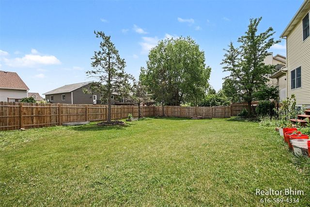 6712 Hartman Drive, Caledonia, MI 49316