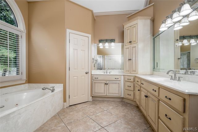 1540 Morgan, Tuscaloosa, AL 35405