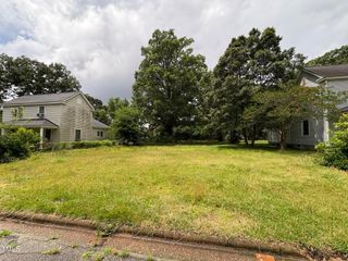 913 Vance Street, Roanoke Rapids, NC 27870