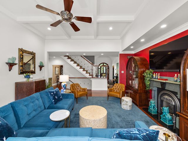 1624 Bull Valley Drive, Woodstock, IL 60098