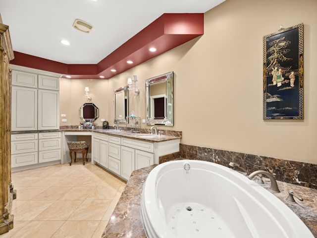 1624 Bull Valley Drive, Woodstock, IL 60098