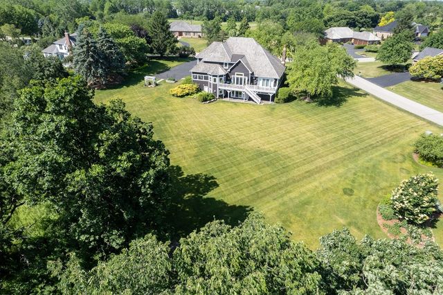 1624 Bull Valley Drive, Woodstock, IL 60098