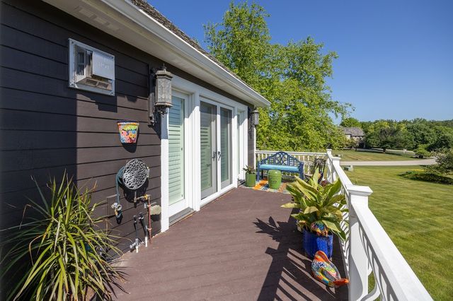 1624 Bull Valley Drive, Woodstock, IL 60098