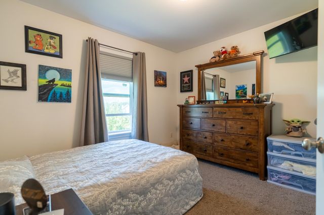 635 W FOURTH AVENUE, North Pole, AK 99705