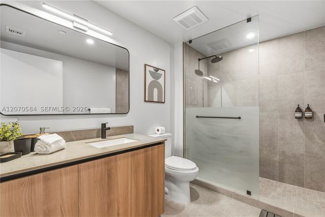 121 NE 5th St 3312, Miami, FL 33132