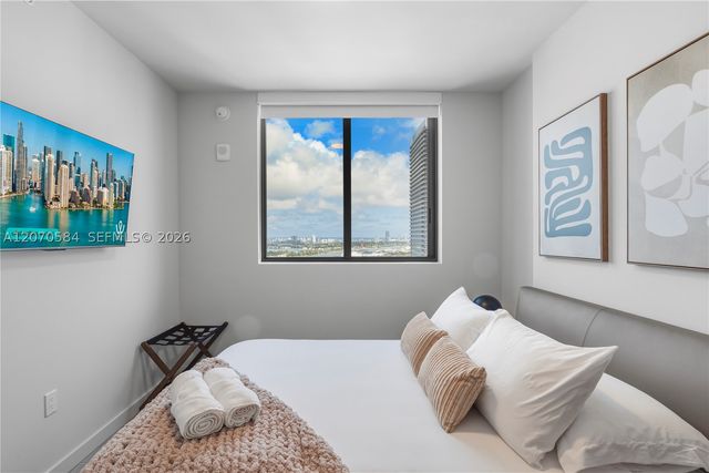 121 NE 5th St 3312, Miami, FL 33132