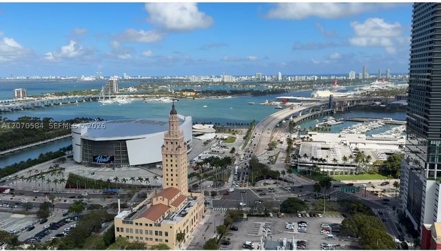121 NE 5th St 3312, Miami, FL 33132