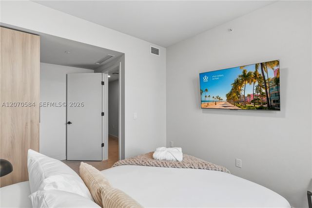 121 NE 5th St 3312, Miami, FL 33132