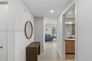 121 NE 5th St 3312, Miami, FL 33132