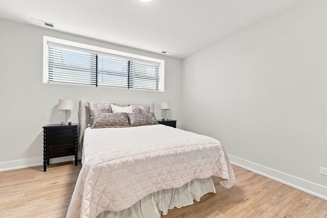 11173 S Longwood Drive, Chicago, IL 60643