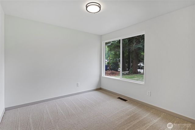 3022 254th Avenue SE, Sammamish, WA 98075