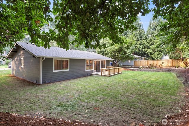 3022 254th Avenue SE, Sammamish, WA 98075