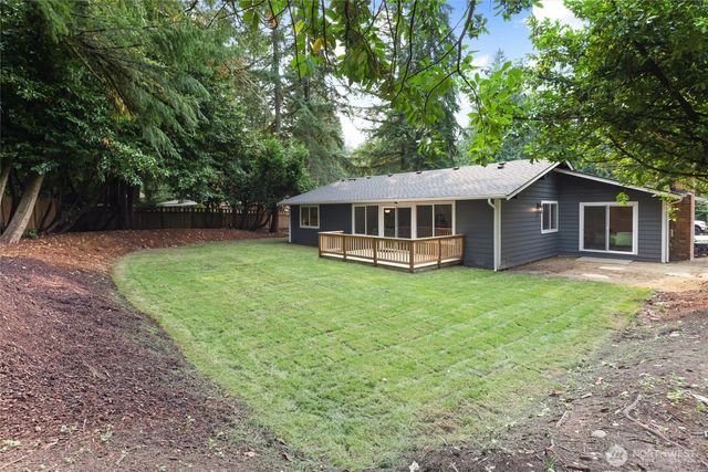 3022 254th Avenue SE, Sammamish, WA 98075