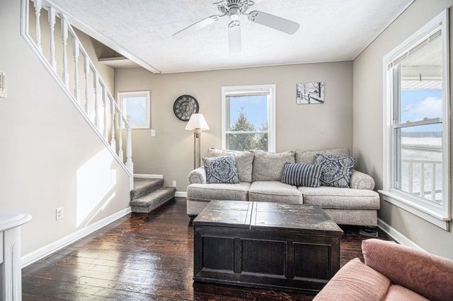 4381 100th Street Sw, Byron Twp, MI 49315