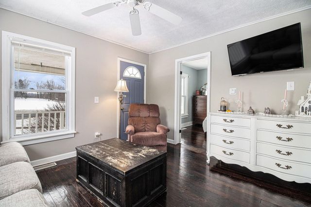 4381 100th Street Sw, Byron Twp, MI 49315