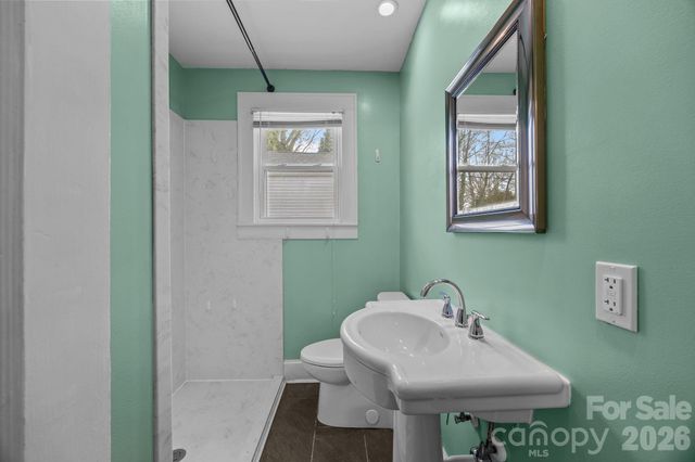 915 Lincolnton Road, Salisbury, NC 28144