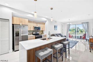 15901 Royal Pointe LN 202, Fort Myers, FL 33908