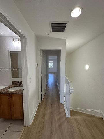 1972 NE 5th St 7972, Boynton Beach, FL 33435