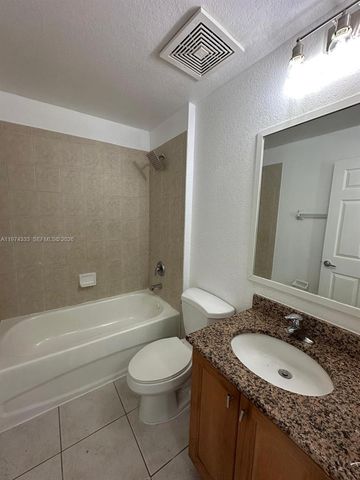 1972 NE 5th St 7972, Boynton Beach, FL 33435