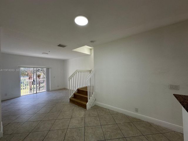 1972 NE 5th St 7972, Boynton Beach, FL 33435