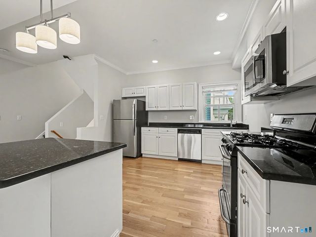 14 Haviland Street B6, Norwalk, CT 06854