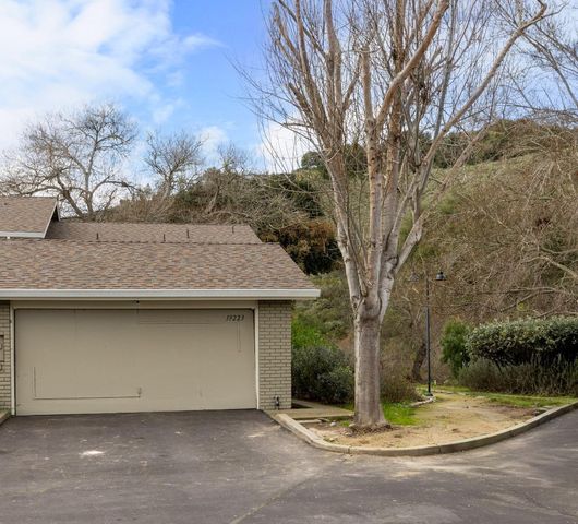 19223 Creekside Lane, Salinas, CA 93908