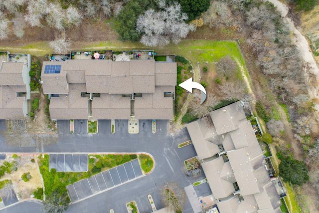 19223 Creekside Lane, Salinas, CA 93908