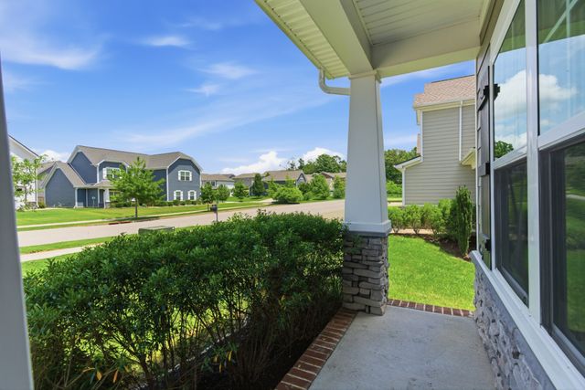 1072 Brayden Dr, Fairview, TN 37062