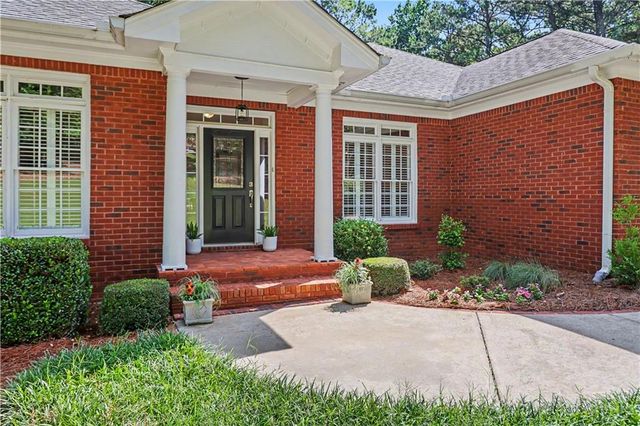 3741 Apalachee Ridge, Monroe, GA 30656