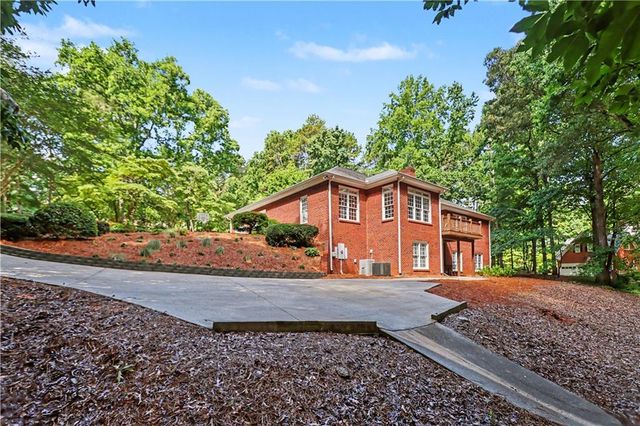 3741 Apalachee Ridge, Monroe, GA 30656