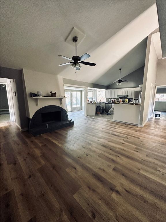 12929 Pennystone Drive, Farmers Branch, TX 75244