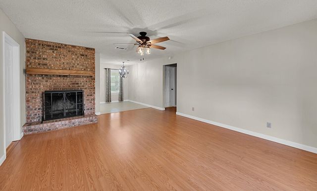 2857 Country Spring Road, Lorena, TX 76655