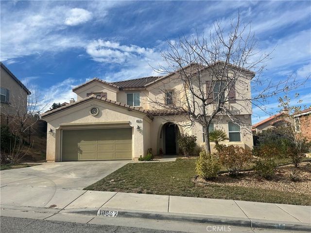 38667 Panther Dr., Palmdale, CA 93551