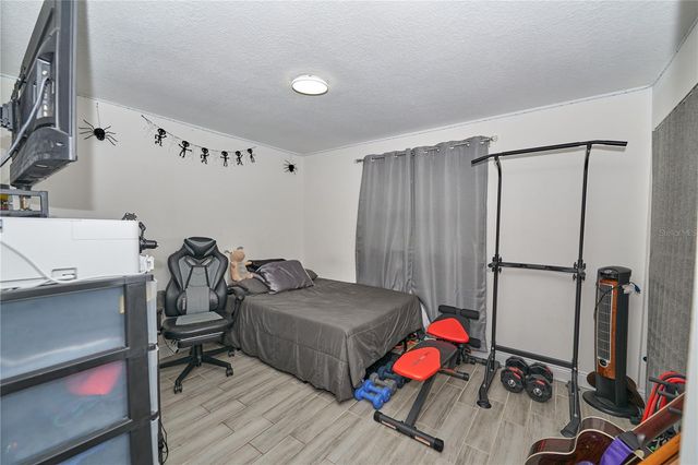7520 LOIS MARIE COURT, Orlando, FL 32807